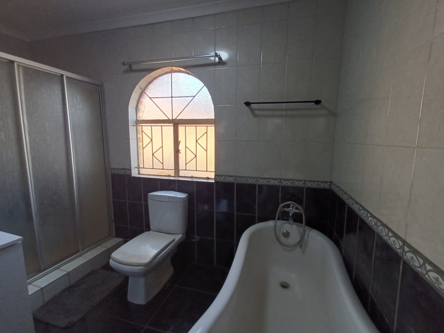 3 Bedroom Property for Sale in Vanderbijlpark SE 4 Gauteng