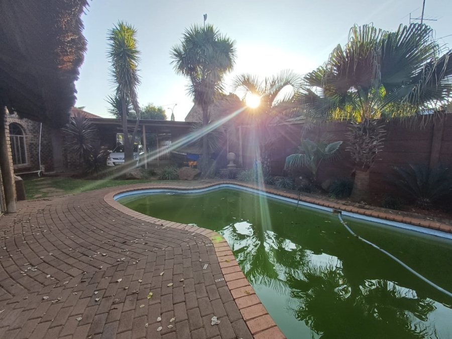 3 Bedroom Property for Sale in Vanderbijlpark SE 4 Gauteng