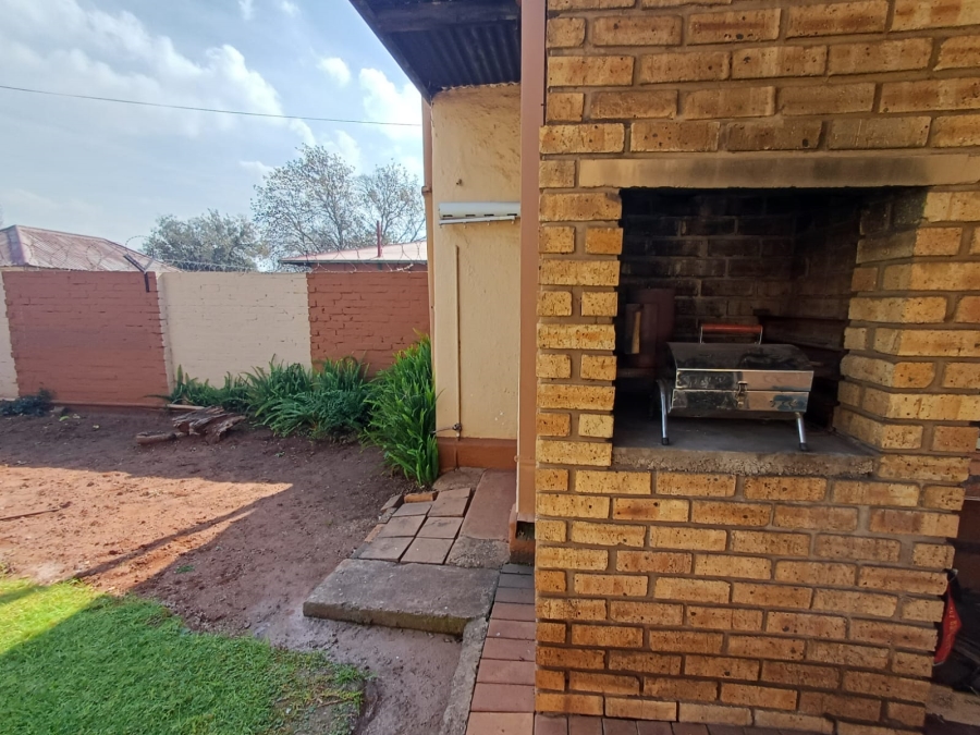 3 Bedroom Property for Sale in Vanderbijlpark CW 1 Gauteng