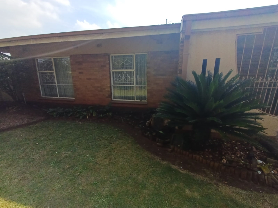3 Bedroom Property for Sale in Vanderbijlpark CW 1 Gauteng