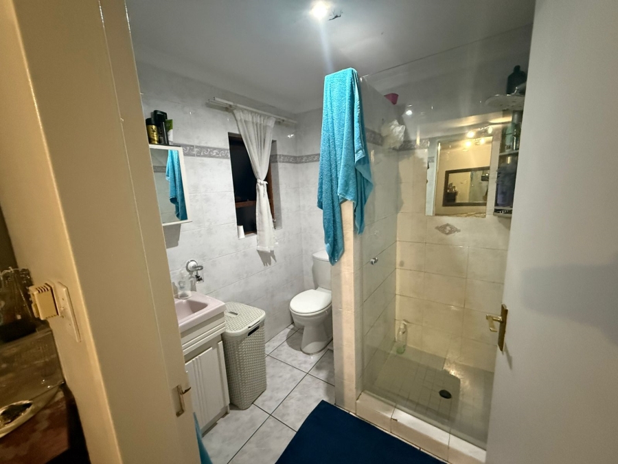 2 Bedroom Property for Sale in Vanderbijlpark SW 5 Gauteng