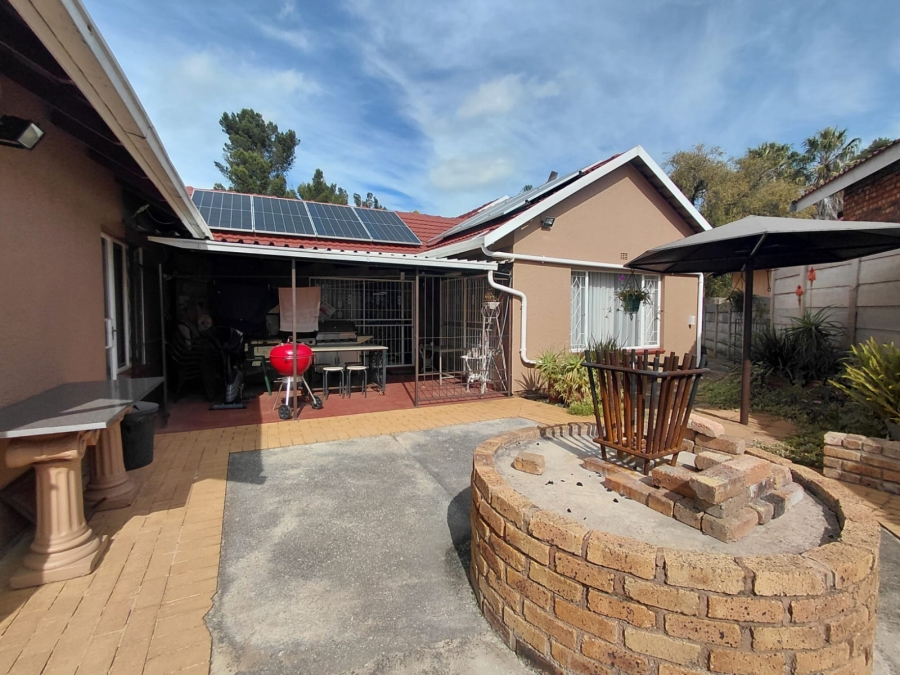 3 Bedroom Property for Sale in Sunair Park Gauteng