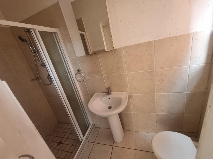 3 Bedroom Property for Sale in Amorosa Gauteng