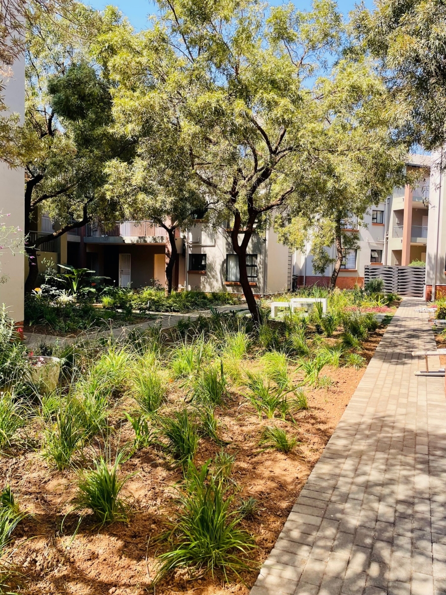2 Bedroom Property for Sale in North Riding Gauteng