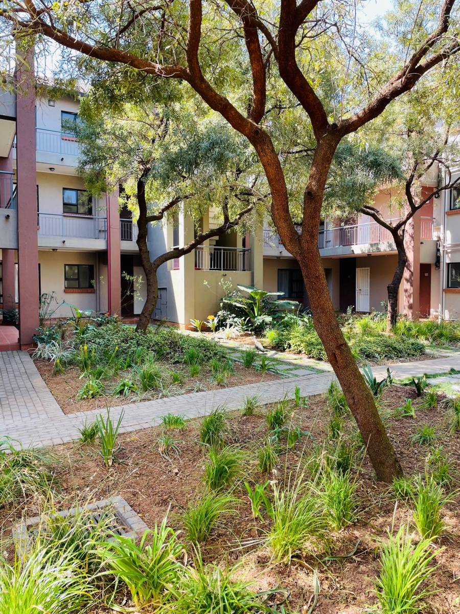 2 Bedroom Property for Sale in North Riding Gauteng