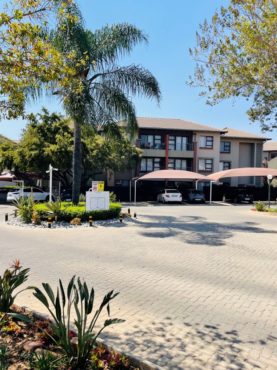 2 Bedroom Property for Sale in North Riding Gauteng