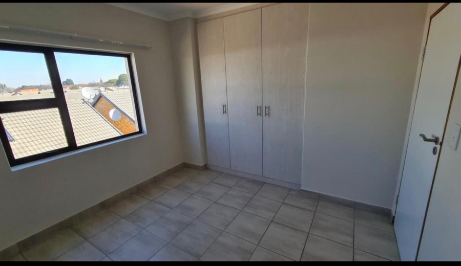2 Bedroom Property for Sale in Beyers Park Gauteng