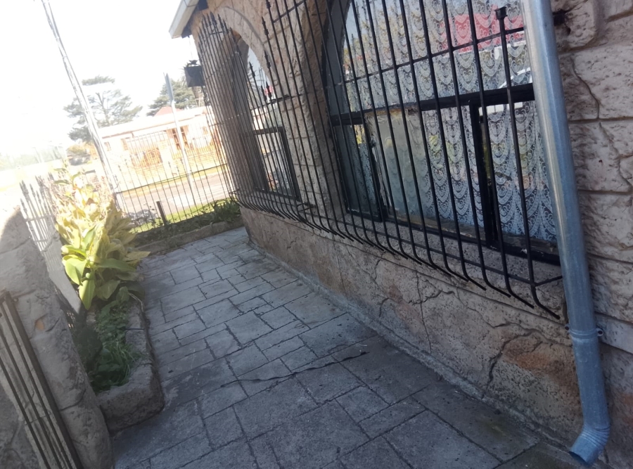 2 Bedroom Property for Sale in Geduld Gauteng