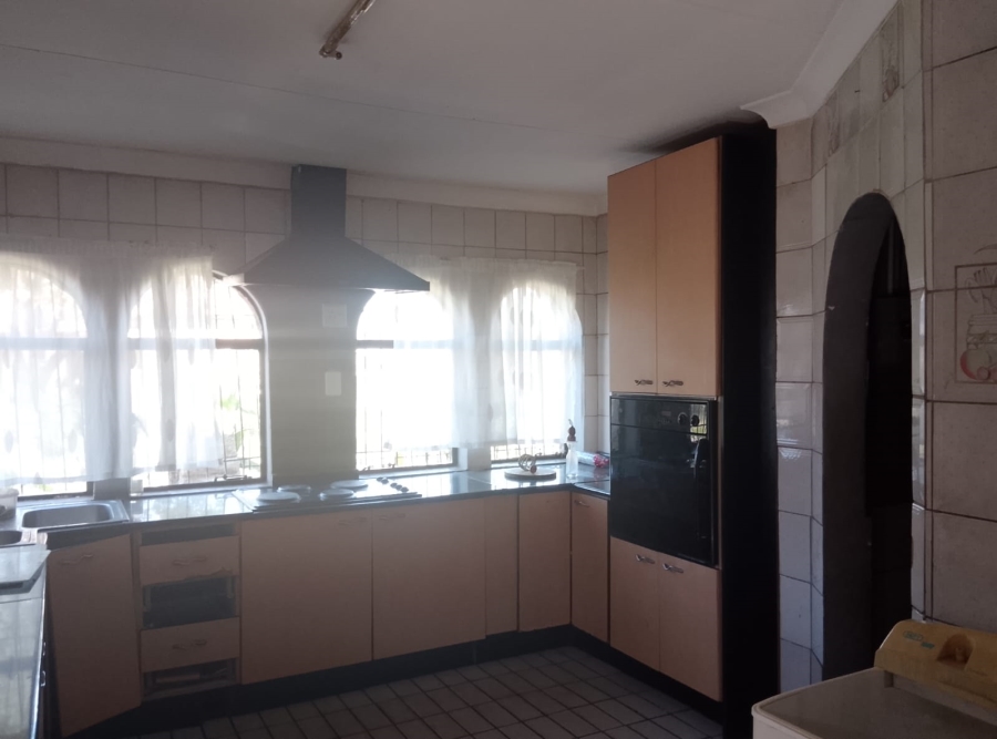 2 Bedroom Property for Sale in Geduld Gauteng