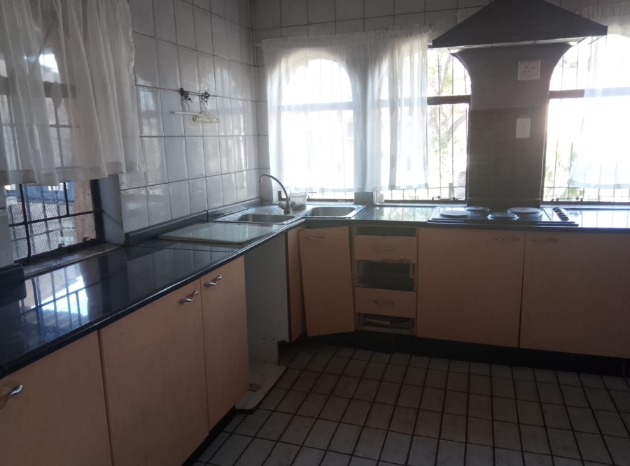2 Bedroom Property for Sale in Geduld Gauteng