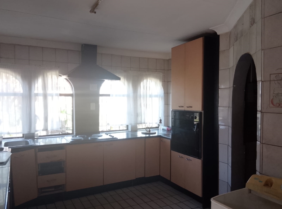 2 Bedroom Property for Sale in Geduld Gauteng