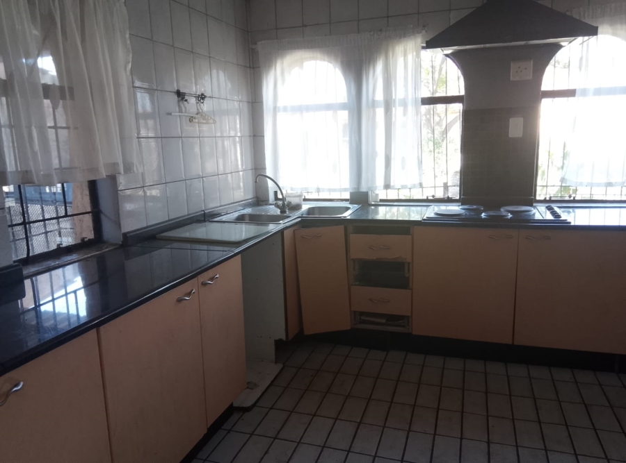 2 Bedroom Property for Sale in Geduld Gauteng