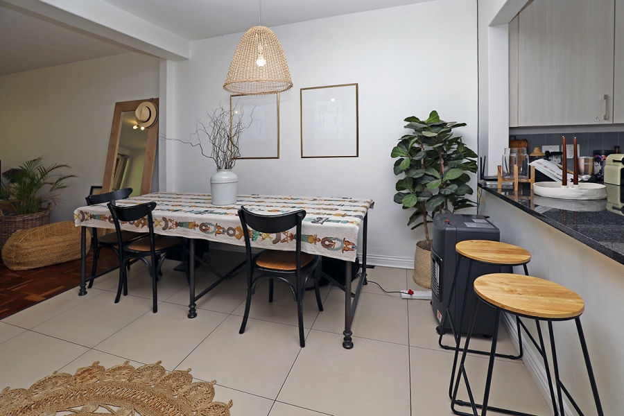 To Let 2 Bedroom Property for Rent in Craighall Park Gauteng