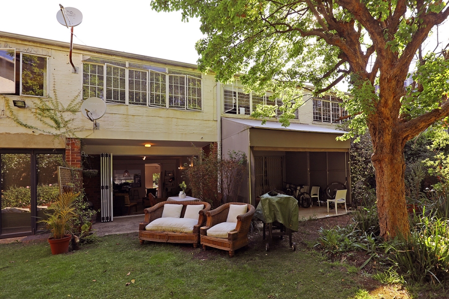 To Let 2 Bedroom Property for Rent in Craighall Park Gauteng