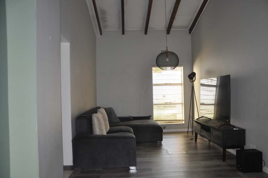 3 Bedroom Property for Sale in Buccleuch Gauteng
