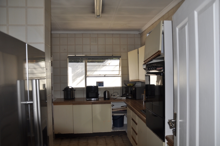 3 Bedroom Property for Sale in Buccleuch Gauteng