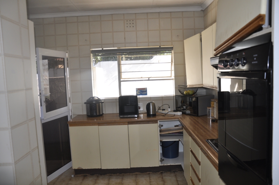 3 Bedroom Property for Sale in Buccleuch Gauteng
