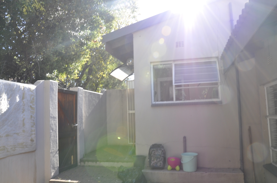 3 Bedroom Property for Sale in Buccleuch Gauteng