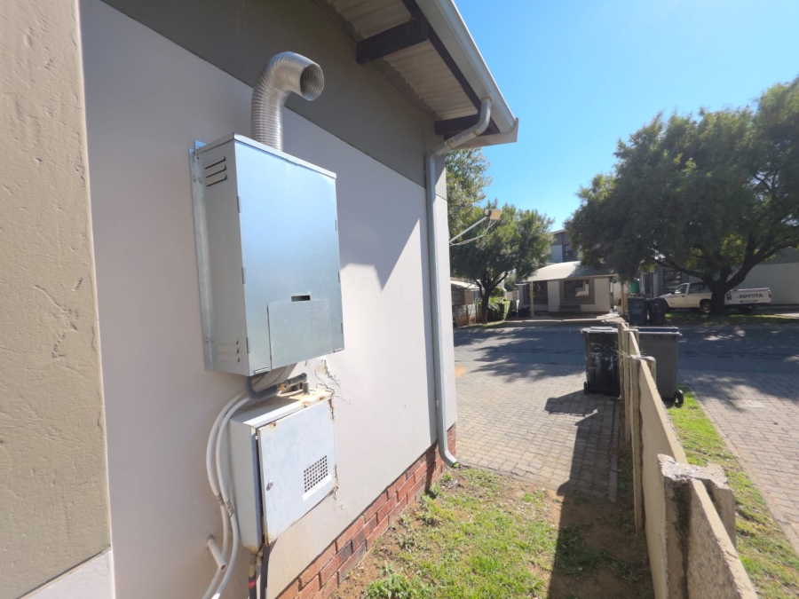2 Bedroom Property for Sale in Sagewood Gauteng