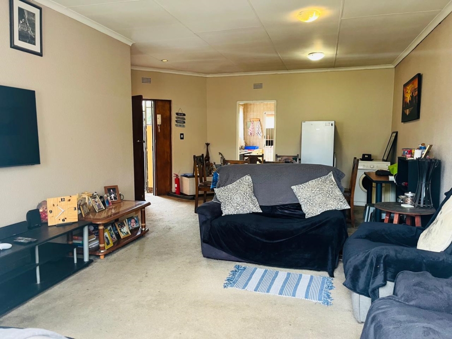 3 Bedroom Property for Sale in Simmerfield Gauteng