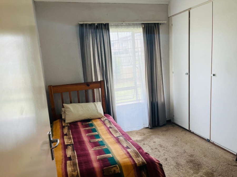 3 Bedroom Property for Sale in Simmerfield Gauteng