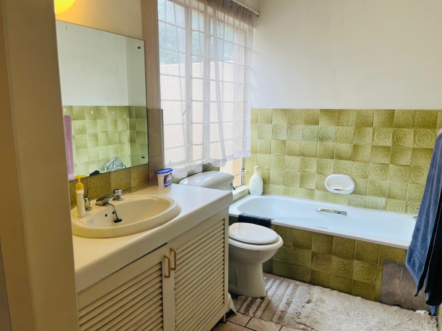 3 Bedroom Property for Sale in Simmerfield Gauteng