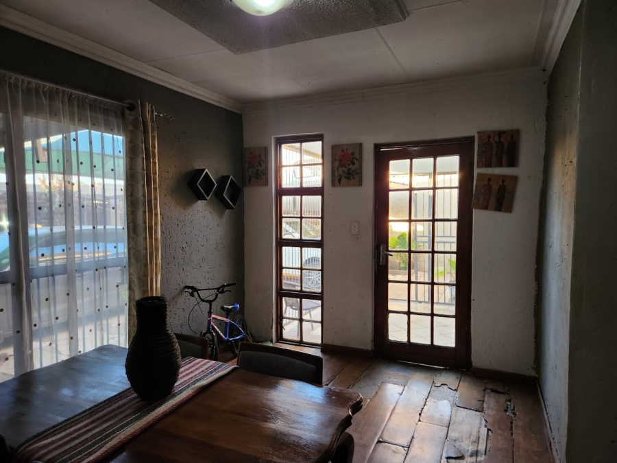 3 Bedroom Property for Sale in Daveyton Gauteng