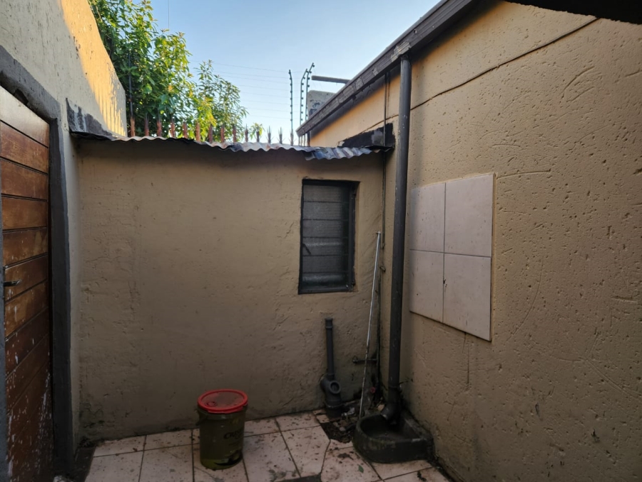 3 Bedroom Property for Sale in Daveyton Gauteng