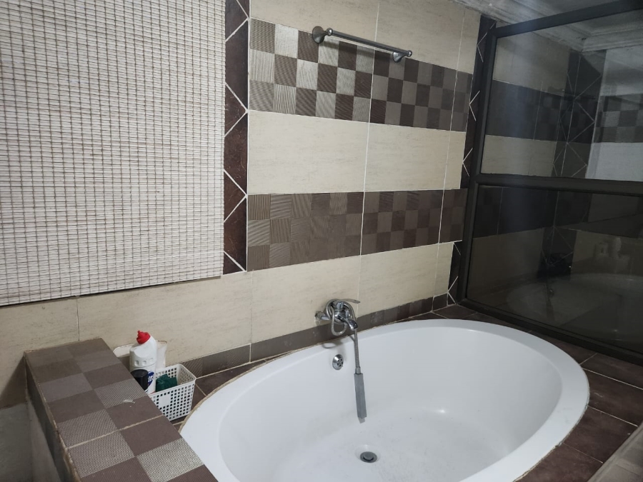 3 Bedroom Property for Sale in Daveyton Gauteng