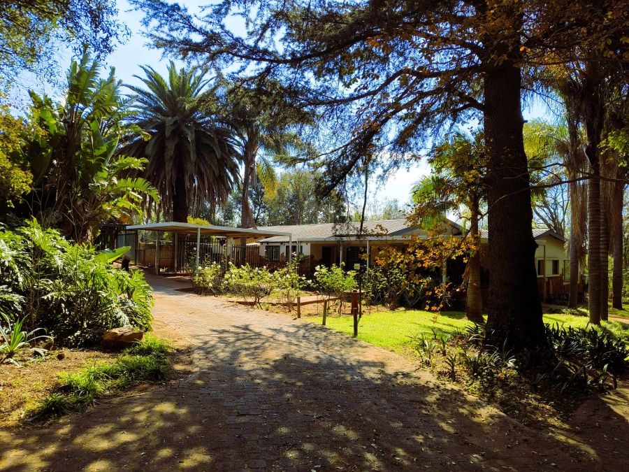 9 Bedroom Property for Sale in Rayton Gauteng