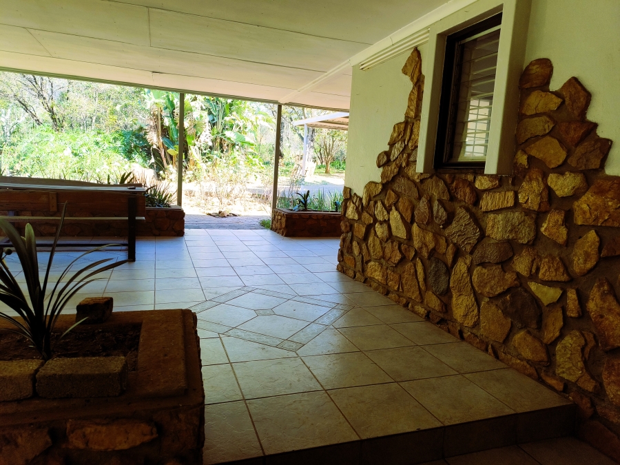 9 Bedroom Property for Sale in Rayton Gauteng
