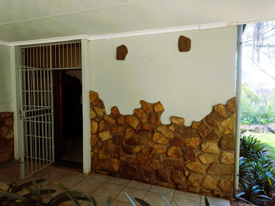 9 Bedroom Property for Sale in Rayton Gauteng