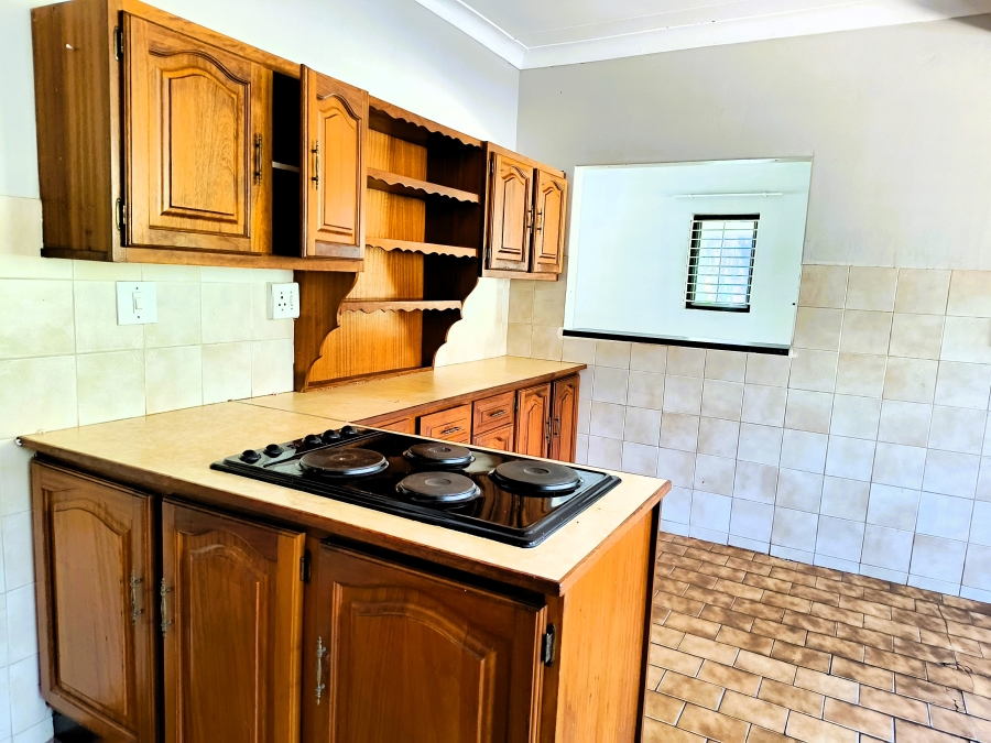 9 Bedroom Property for Sale in Rayton Gauteng