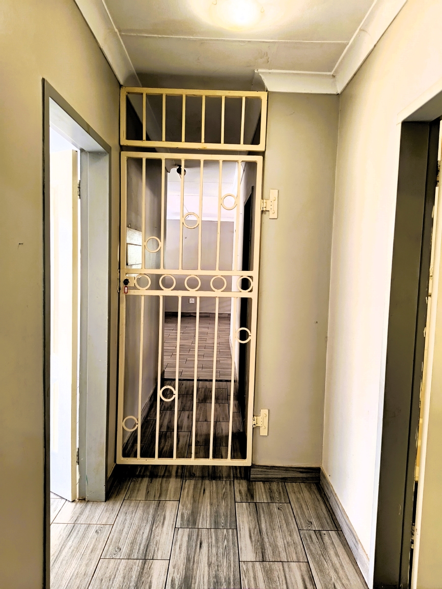 9 Bedroom Property for Sale in Rayton Gauteng