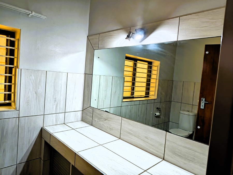 9 Bedroom Property for Sale in Rayton Gauteng