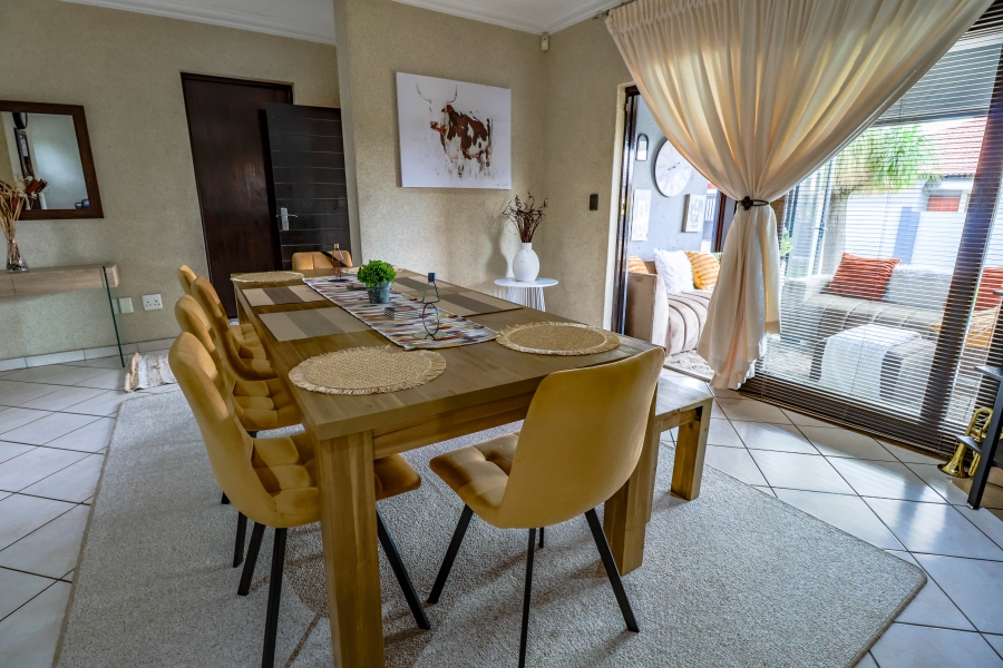 3 Bedroom Property for Sale in Thatchfield Estate Gauteng