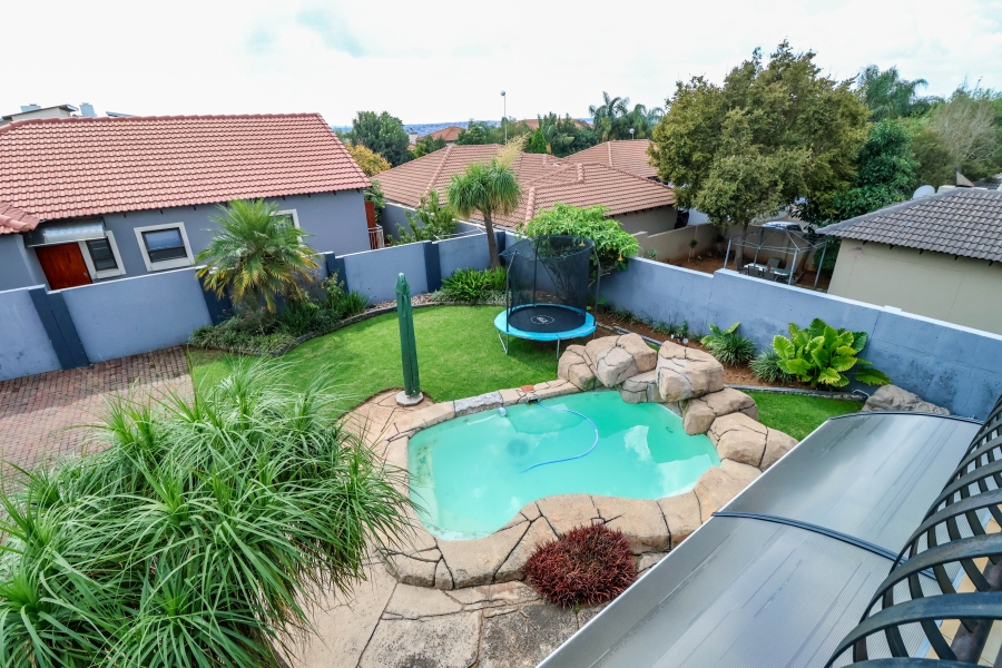 3 Bedroom Property for Sale in Thatchfield Estate Gauteng