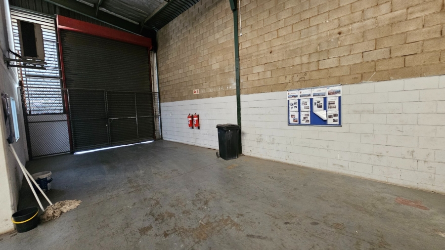 To Let Commercial Property for Rent in Meadowdale Gauteng