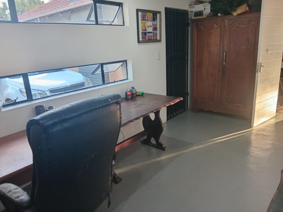3 Bedroom Property for Sale in Parkdene Gauteng