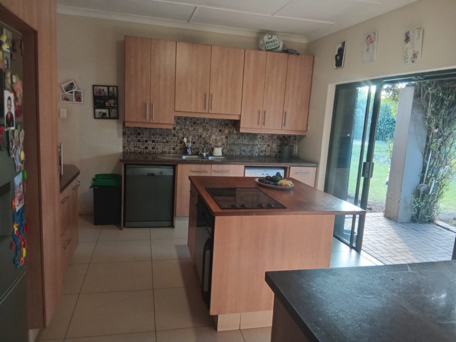 3 Bedroom Property for Sale in Parkdene Gauteng