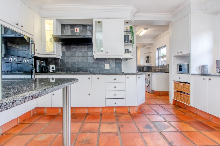 To Let 5 Bedroom Property for Rent in Dainfern Golf Estate Gauteng