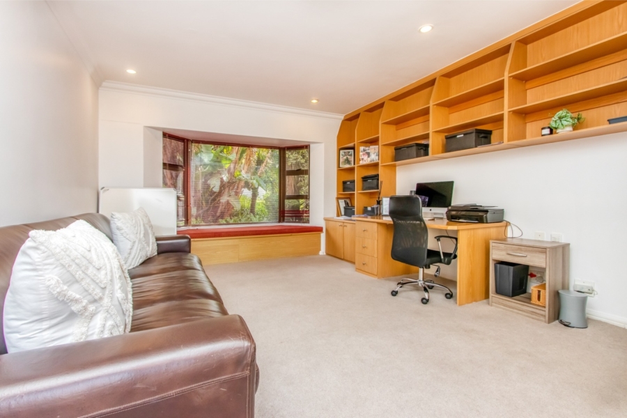 To Let 5 Bedroom Property for Rent in Dainfern Golf Estate Gauteng
