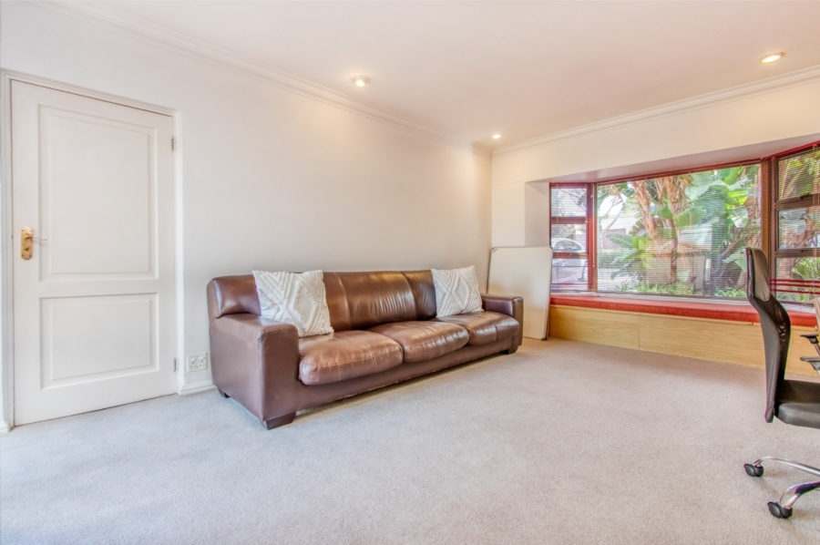 To Let 5 Bedroom Property for Rent in Dainfern Golf Estate Gauteng