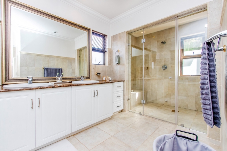 To Let 5 Bedroom Property for Rent in Dainfern Golf Estate Gauteng
