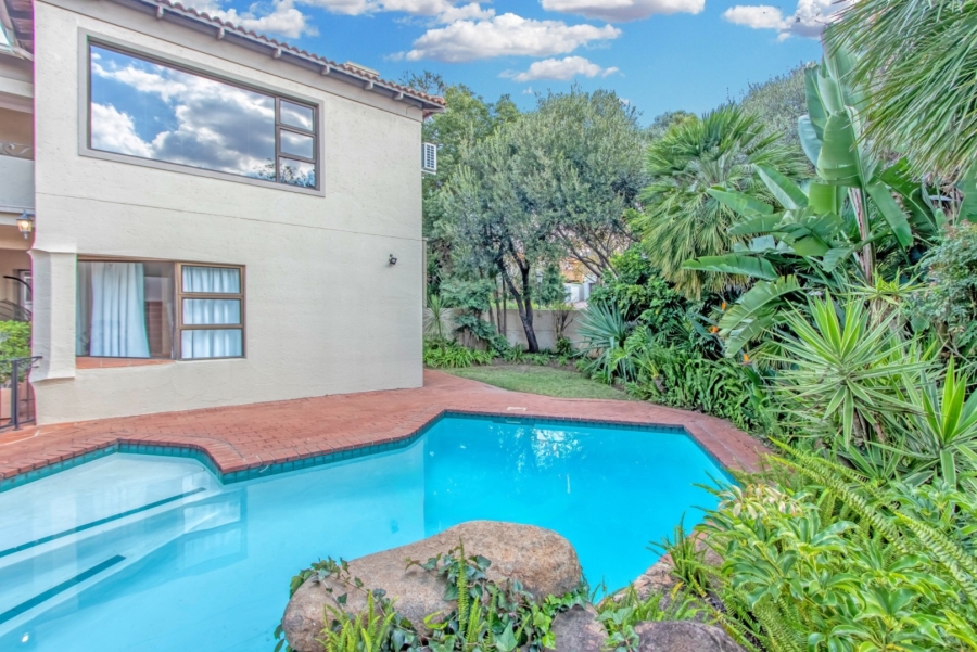 To Let 5 Bedroom Property for Rent in Dainfern Golf Estate Gauteng
