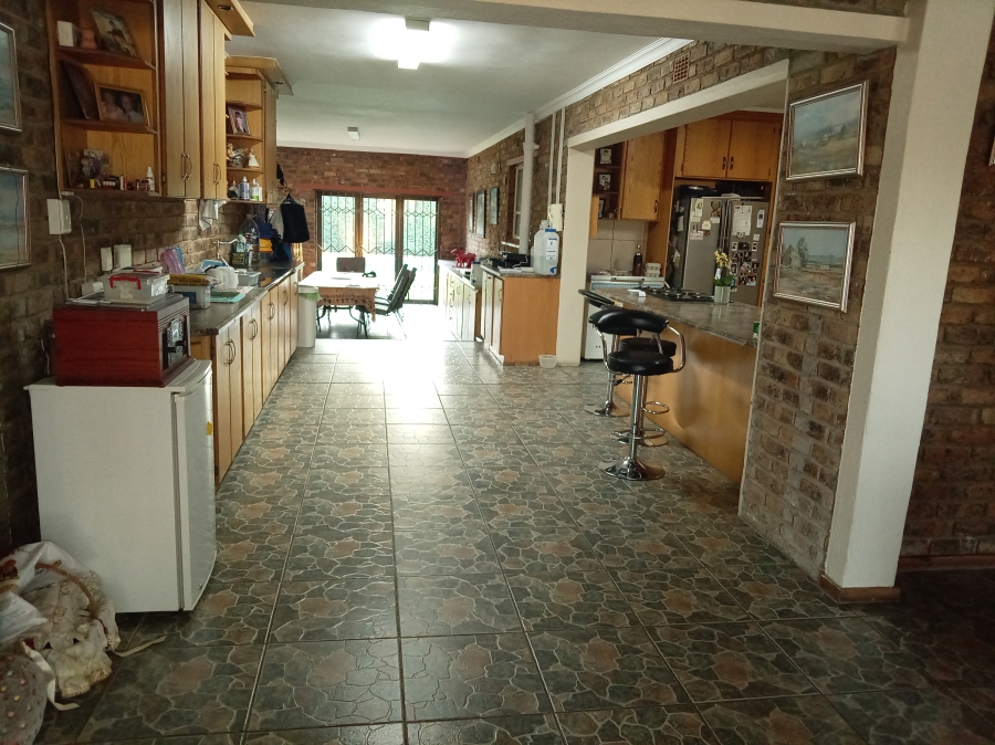 4 Bedroom Property for Sale in Vanderbijlpark SE 2 Gauteng