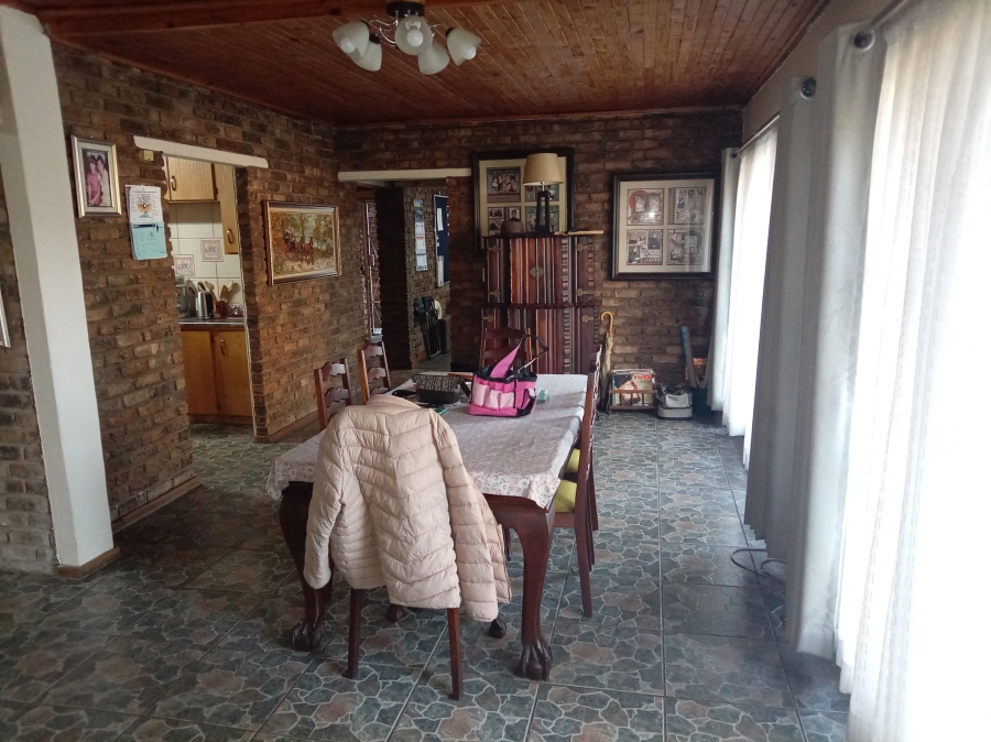 4 Bedroom Property for Sale in Vanderbijlpark SE 2 Gauteng