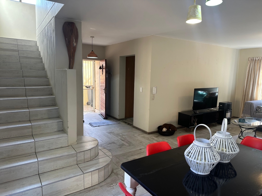 3 Bedroom Property for Sale in Edenvale Central Gauteng