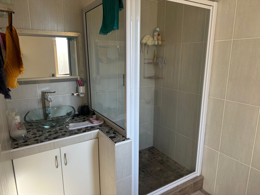 3 Bedroom Property for Sale in Edenvale Central Gauteng