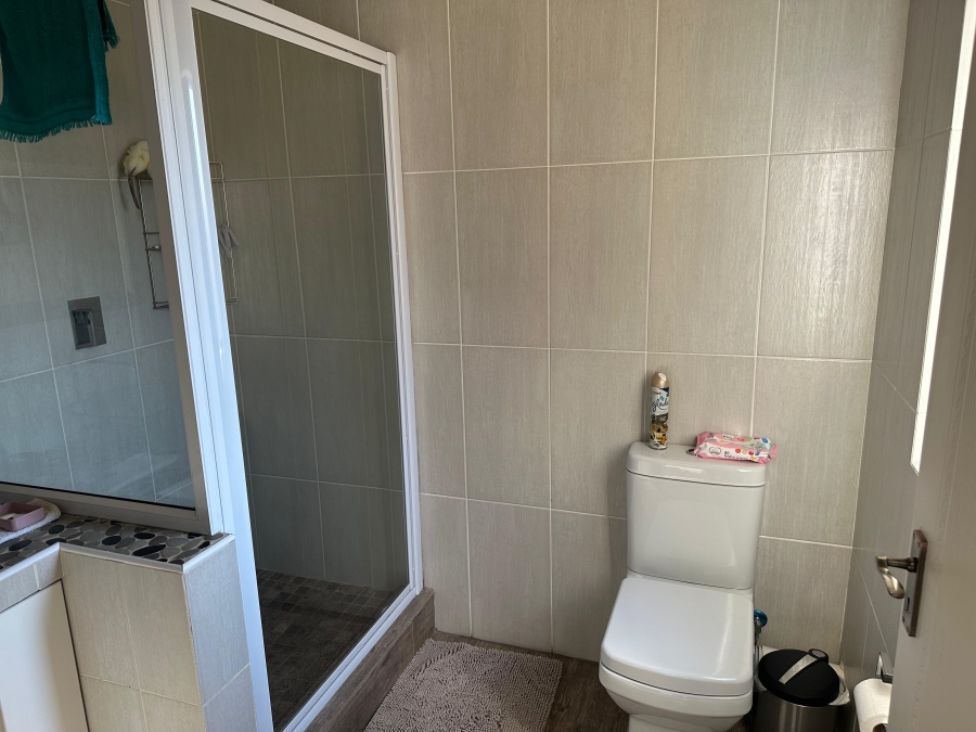 3 Bedroom Property for Sale in Edenvale Central Gauteng